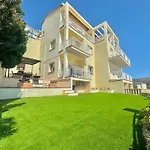 Marina 6